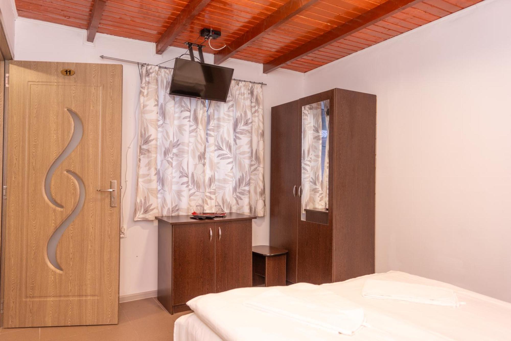 Vila Bradul Lacu Rosu Esterno foto